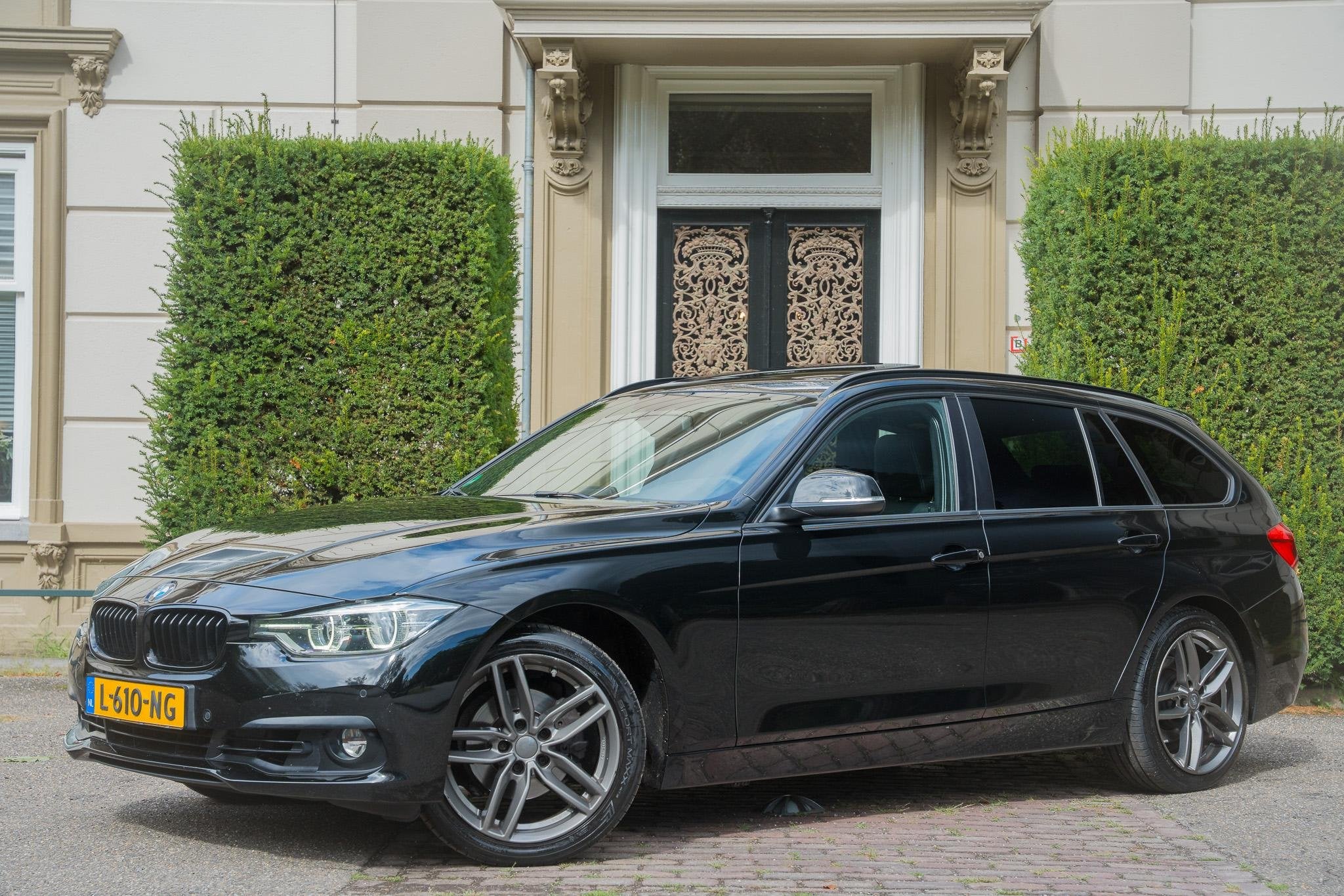 BMW 3-serie Touring 320i Executive LCI | TREKHAAK | PANO | H, Auto's, BMW, Automaat, 1998 cc, Euro 6, 4 cilinders