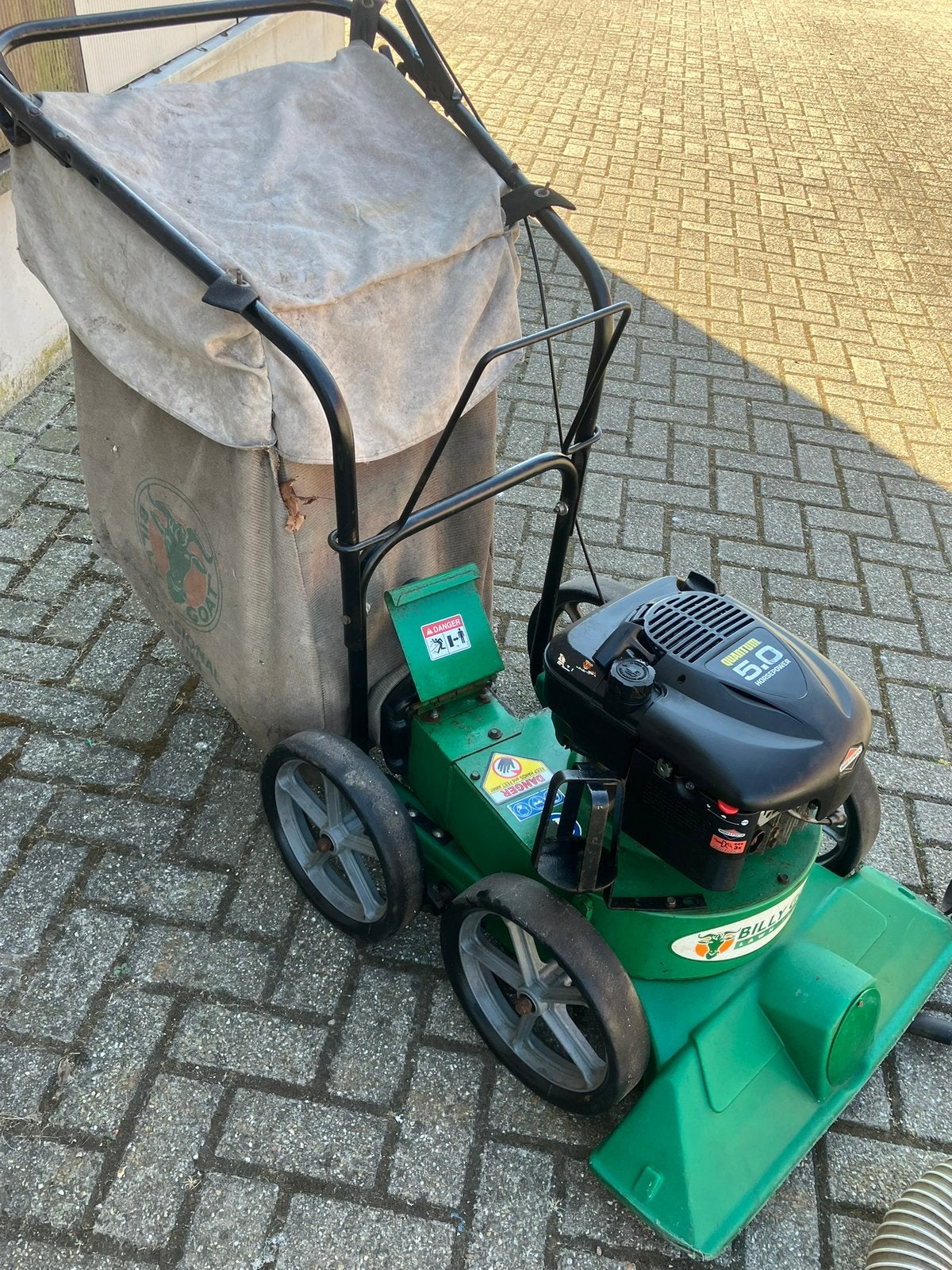 Bladzuiger. Vuilzuiger, Tuin en Terras, Ophalen, Zo goed als nieuw, Handgedragen, Met opvangzak