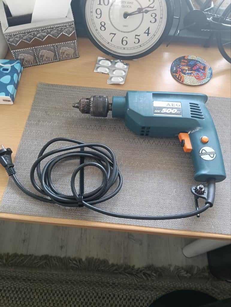 Boormachine AEG sbe 500 rt, Doe-het-zelf en Verbouw, Ophalen of Verzenden, Boormachine