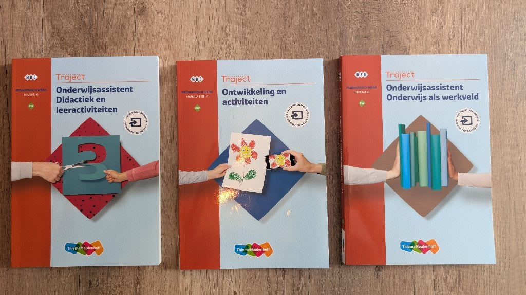 Onderwijsassistent boeken niveau 3/4, Ophalen, Beta, Zo goed als nieuw, MBO