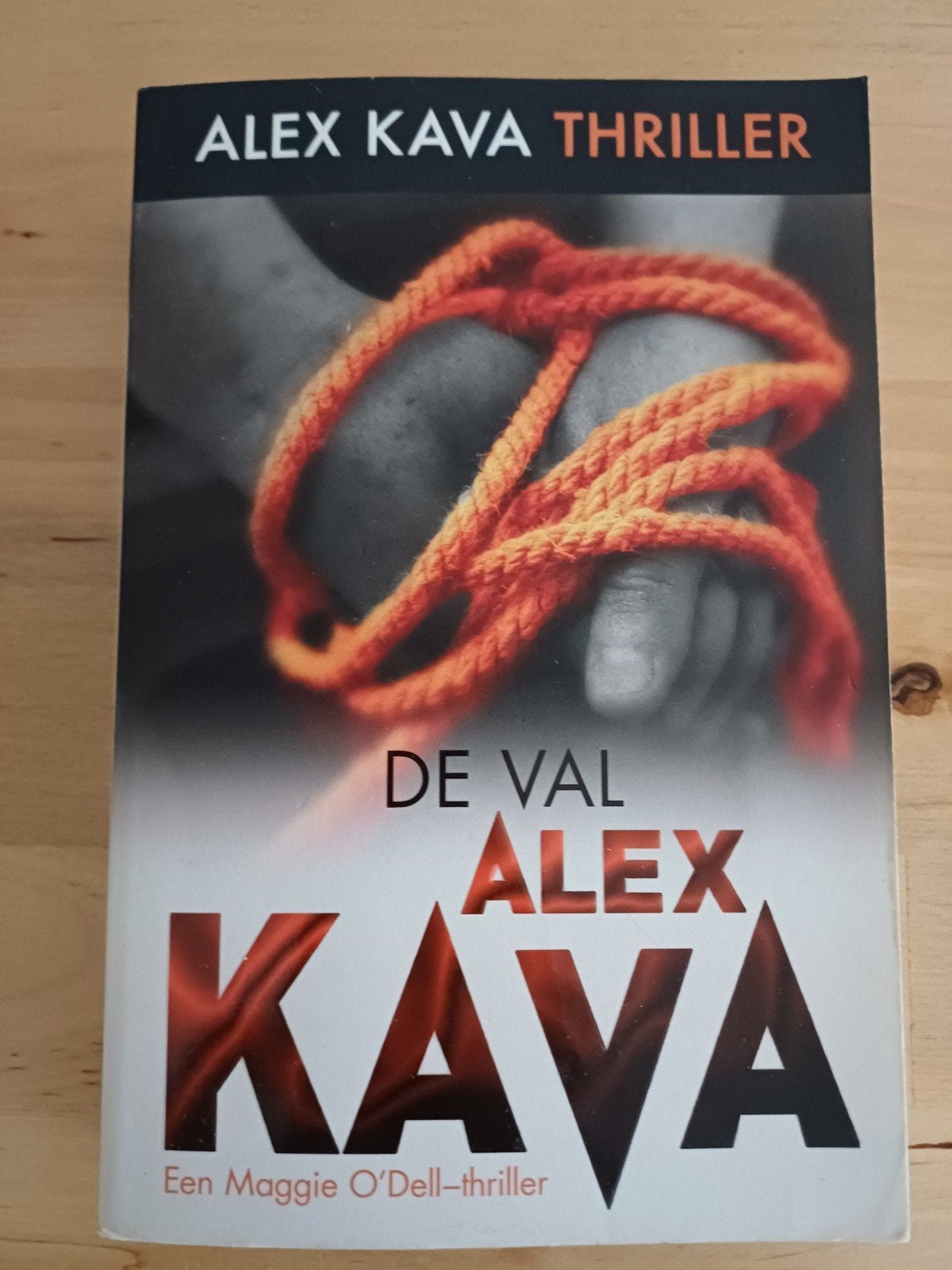 Alex Kava - De Val (Maggie O'Dell-thriller), Ophalen of Verzenden, Gelezen, Alex Kava, Nederland
