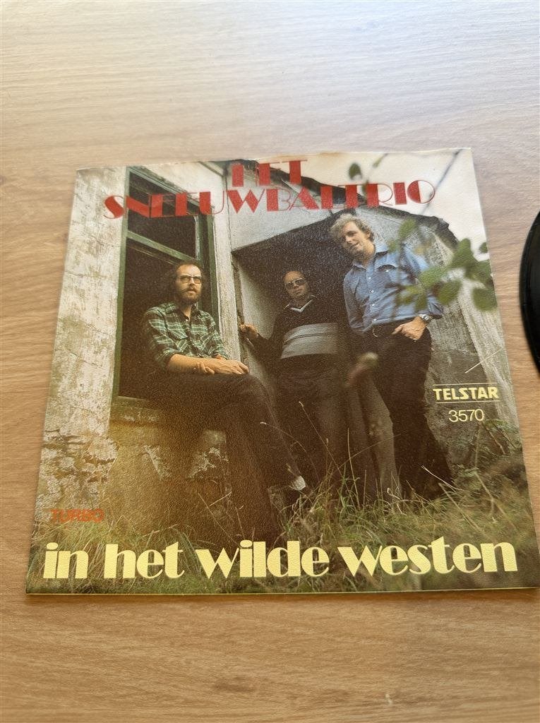 het sneeuwbal trio - In het Wilde Westen, Ophalen of Verzenden, Zo goed als nieuw, Nederlandstalig