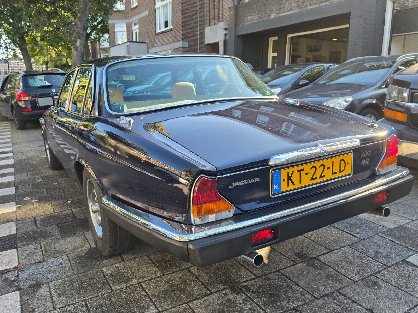 Jaguar XJ 4.2 III - LWB - Oldtimer - MRB Vrij! - Mooie Auto!, foto 3