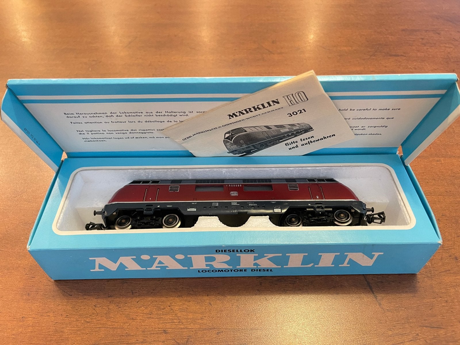 ** BLAUWE DOOS 60er JAREN ** Märklin 3021 ** ZEER MOOI ! **, Wisselstroom, Locomotief, Ophalen of Verzenden, Zo goed als nieuw
