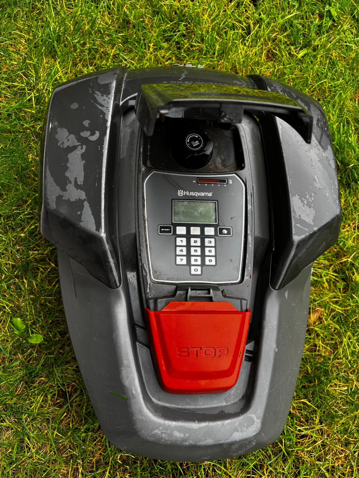Husqvarna Automower 105 Robotmaaier, Tuin en Terras, Ophalen, Gebruikt, Minder dan 20 cm