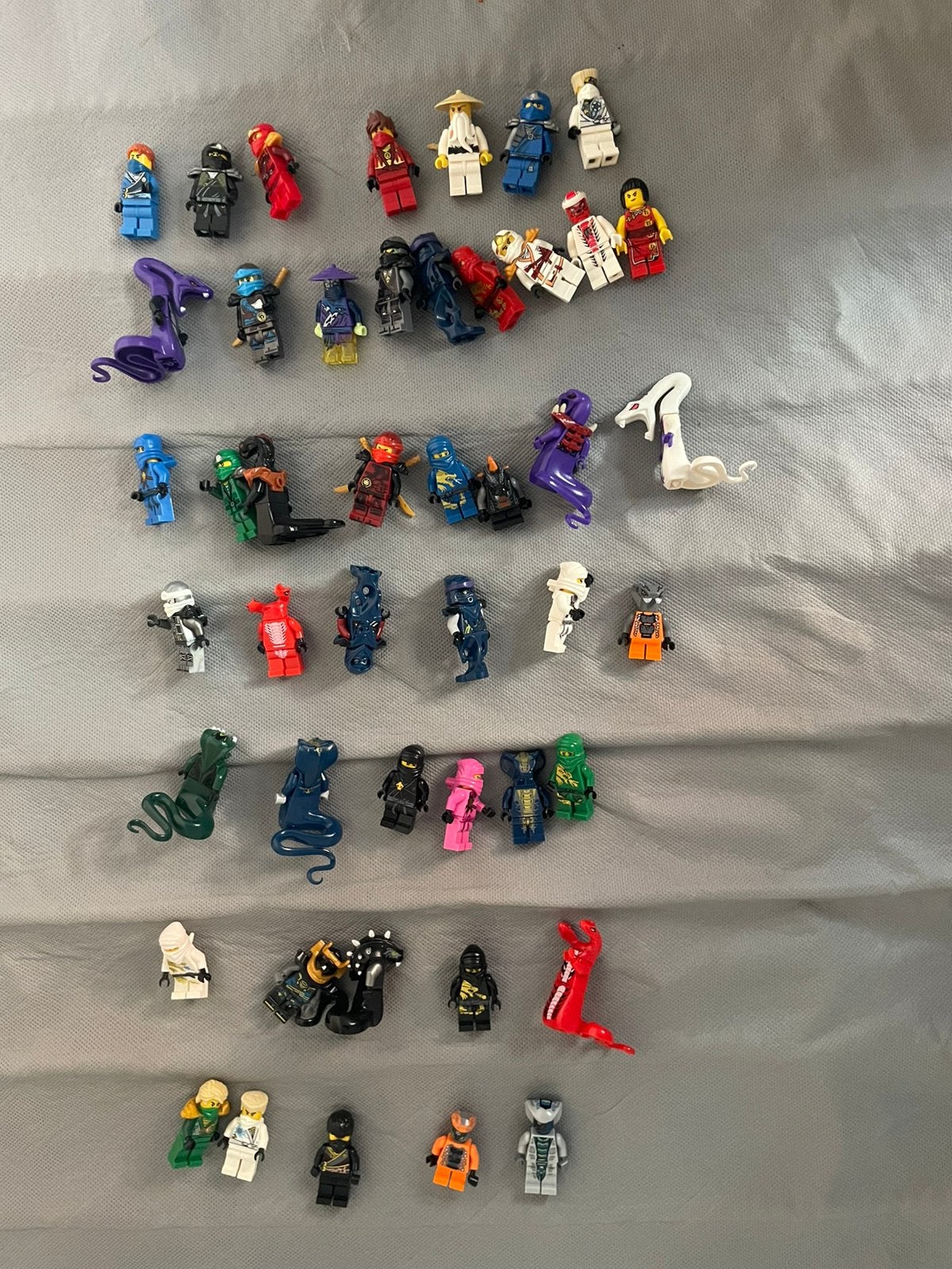 Diverse lego ninjago minifugeren.   (Niet officieel), Ophalen of Verzenden, Nieuw