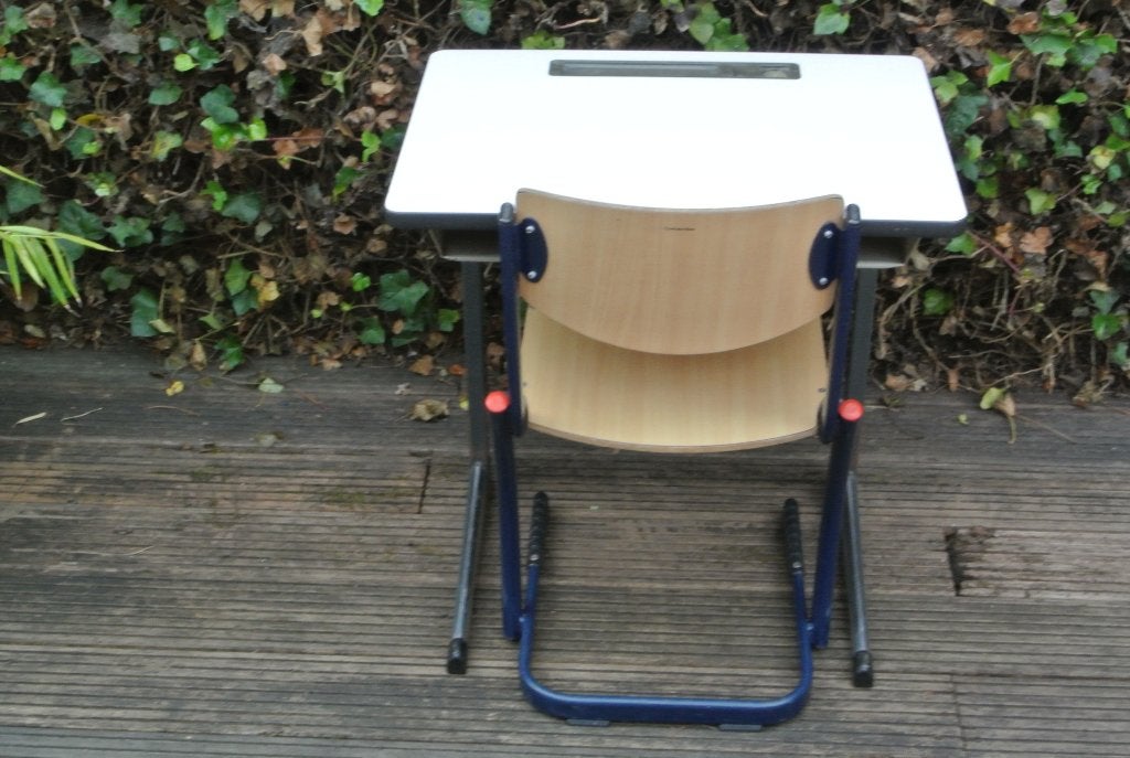 Te koop : Leuk Vintage school-bureau voor kinderkamer etc.!, Ophalen, Gebruikt, Tafel(s) en Stoel(en)