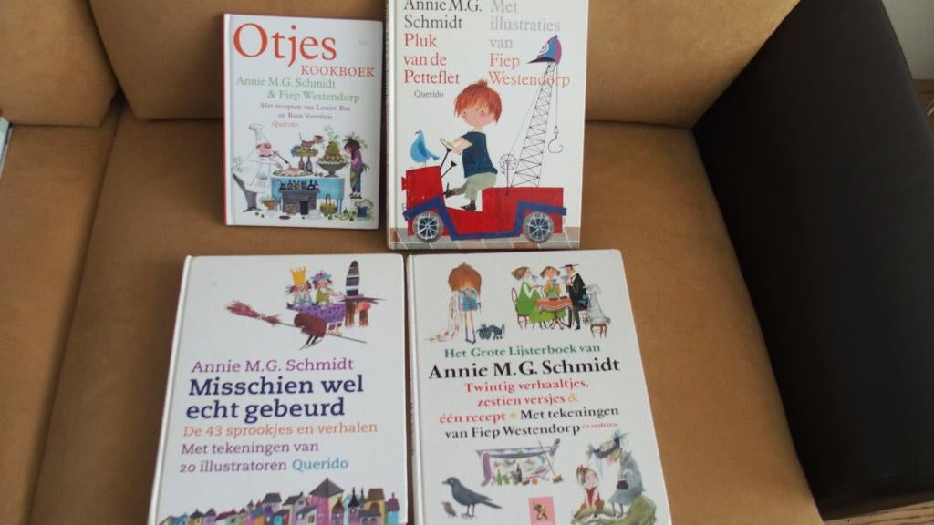 4x Annie M.G. Schmidt, Ophalen of Verzenden, Zo goed als nieuw, Annie M.G. Schmidt, Fictie algemeen