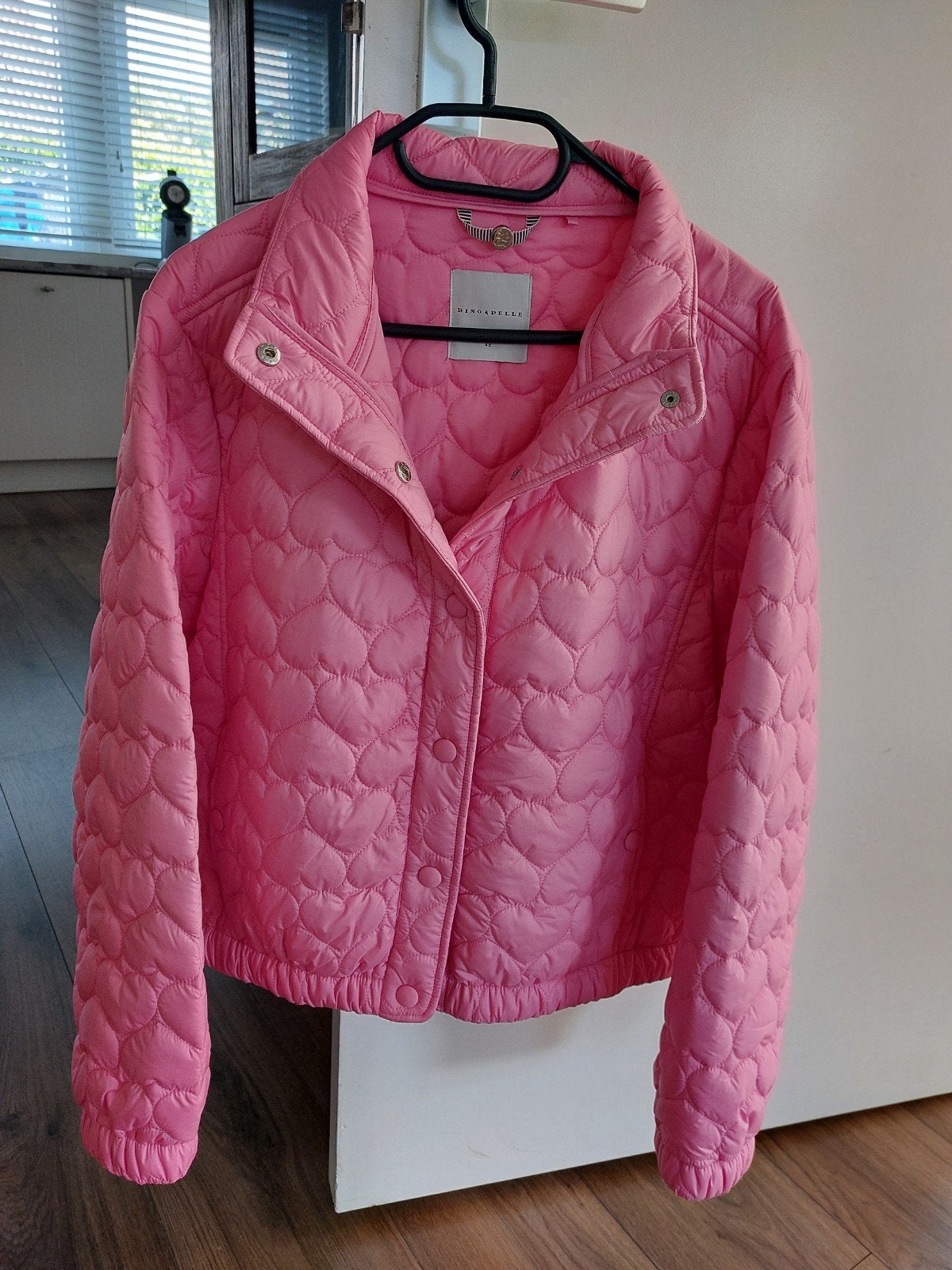 Prachtig ( bomber) jack, Maat 42/44 (L), Nieuw, Ophalen of Verzenden, Roze