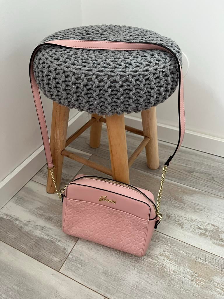GUESS Schoudertas, Sieraden, Tassen en Uiterlijk, Tassen | Schoudertassen, Ophalen, Zo goed als nieuw, Roze, Overige merken