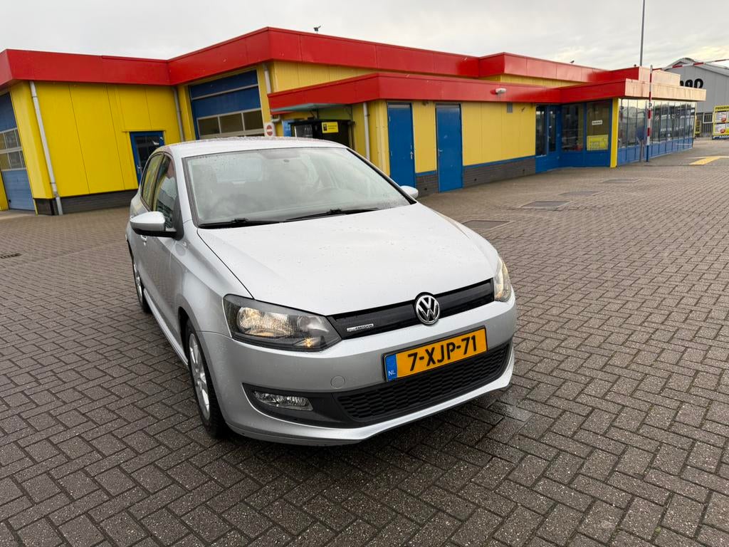 Volkswagen Polo 1.2 TDI 55KW BM 2013 Grijs, Auto's, Volkswagen, Voorwielaandrijving, 74 pk, 1199 cc, 96 €/maand