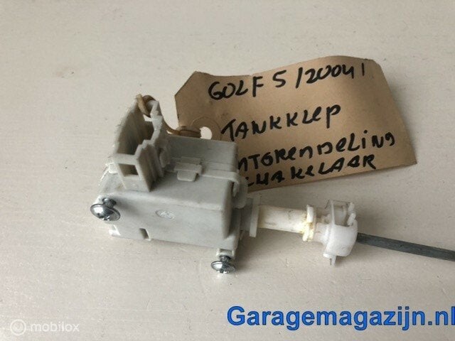 Tankklepvergrendelingsmotor 1K6810773 Volkswagen Golf V 2004, Gebruikt, Volkswagen, Ophalen of Verzenden
