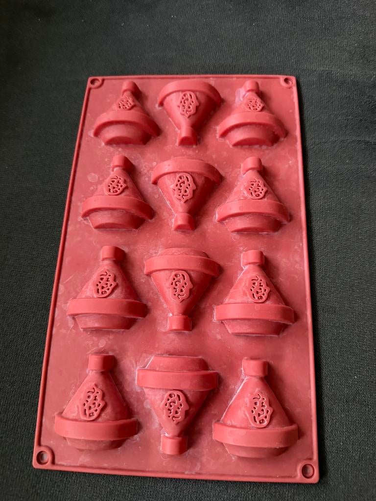 Marokkaanse tajin mold voor bonbons truffels chocola, Ophalen of Verzenden, Gebruikt, Taarten of Cupcakes, Bakvorm
