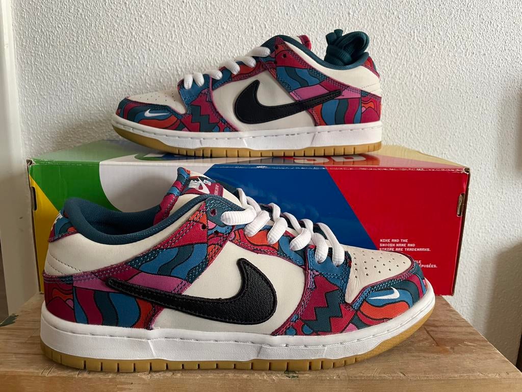 Dunk Low SB Parra Abstract Art (2021) / US7,5 / EU40,5, Kleding | Heren, Schoenen, Ophalen of Verzenden, Zo goed als nieuw, Overige kleuren