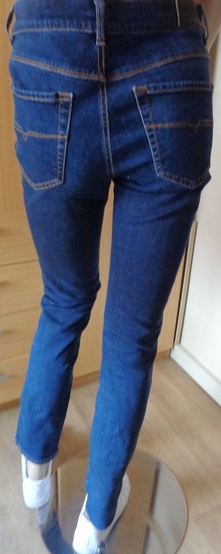DIESEL sandy regular slim straight regular W29 L34, Kleding | Dames, Spijkerbroeken en Jeans, Diesel, W28 - W29 (confectie 36)