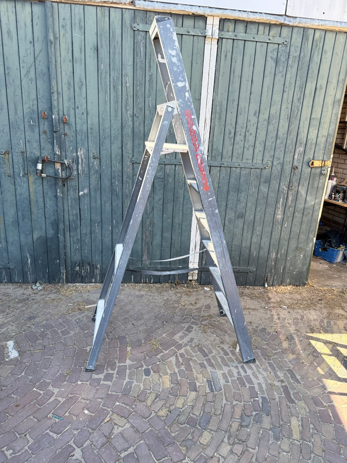 Trap 5 trede . Ladders 14-12 -10 sport altrex, Ophalen of Verzenden, Gebruikt, Trap, 2 tot 4 meter