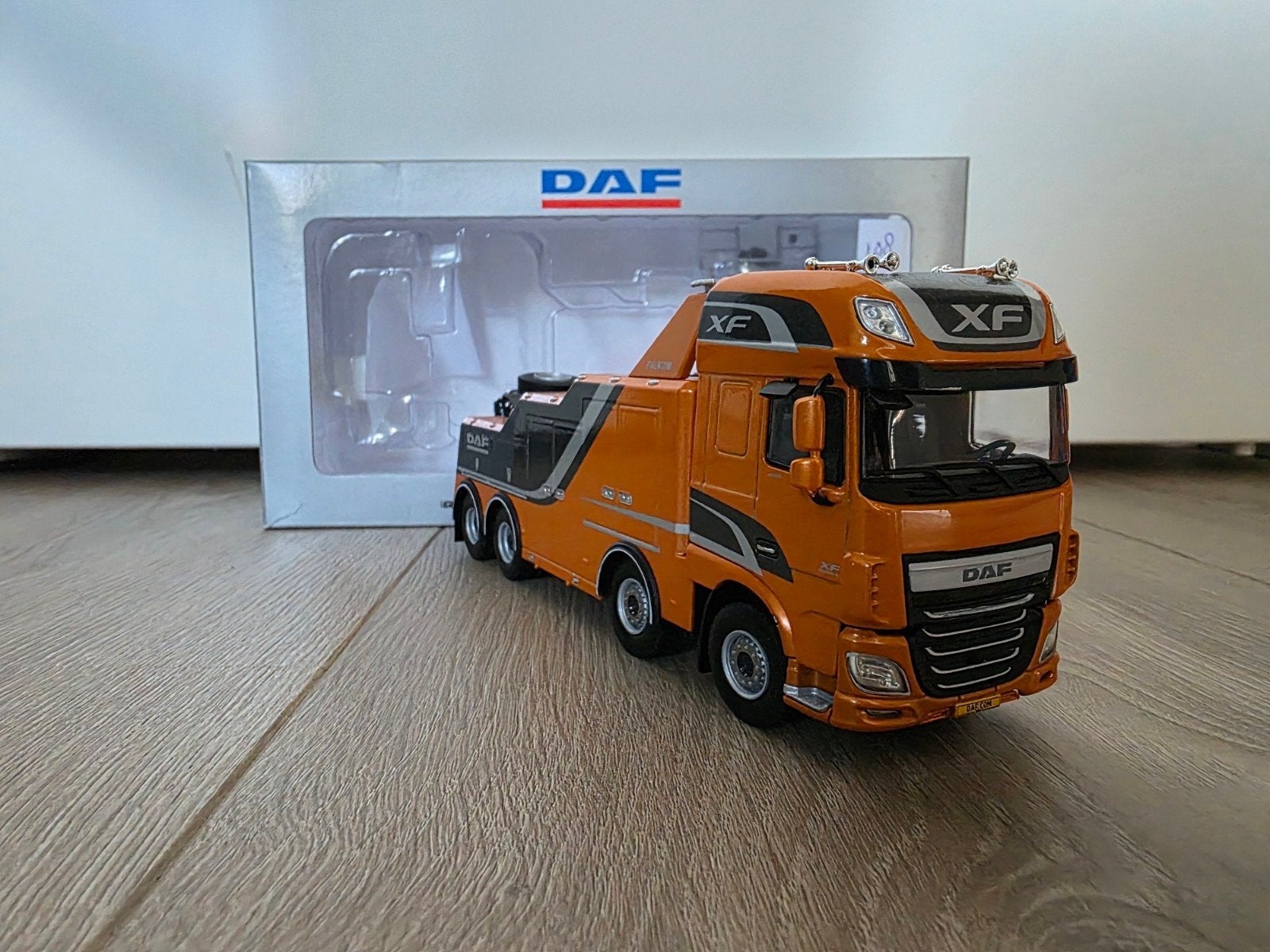 DAF XF Falkom Takelwagen Model - Zo goed als nieuw, Overige merken, 1:50 of kleiner, Ophalen of Verzenden, Zo goed als nieuw