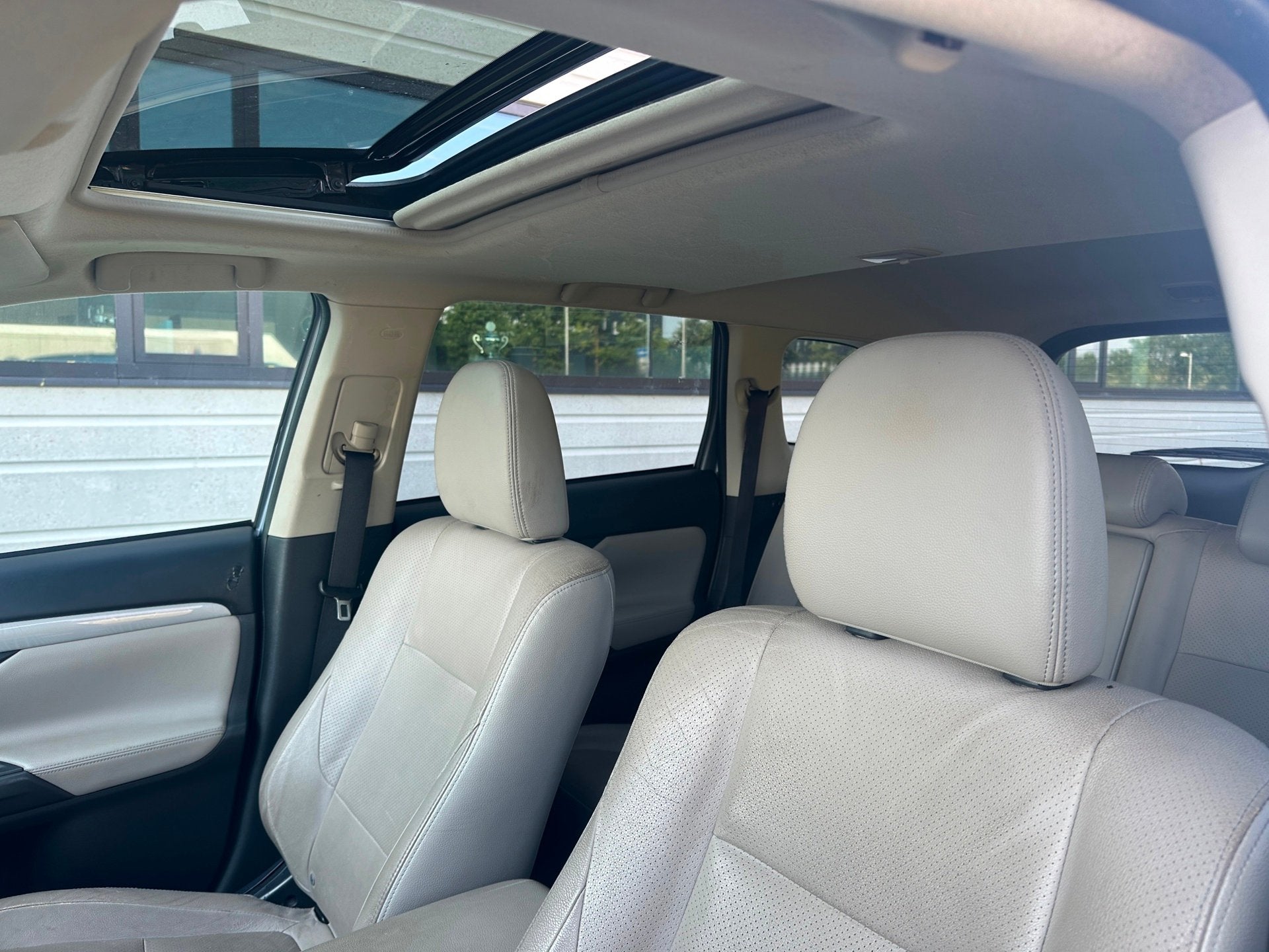 Mitsubishi Outlander 2.0 PHEV instyle+, ALLE OPTIE'S! LAGE K, 4 cilinders, Blauw, Hybride Elektrisch/Benzine, SUV of Terreinwagen