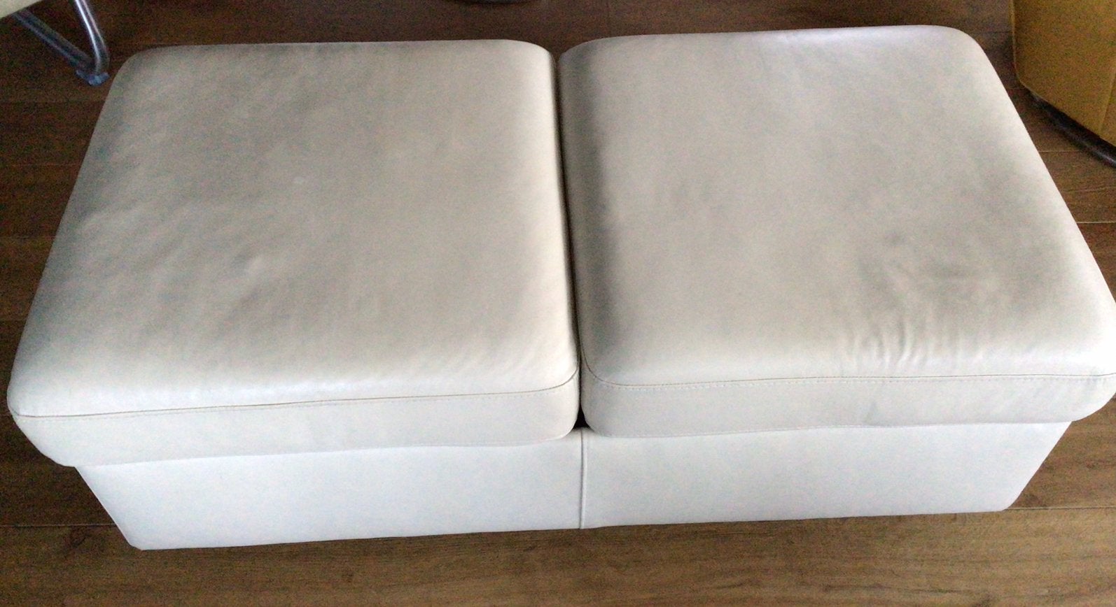 Leren stressless dubbele voetenbank cq tafel op wielen, Ophalen, Gebruikt, 100 tot 125 cm, Leer