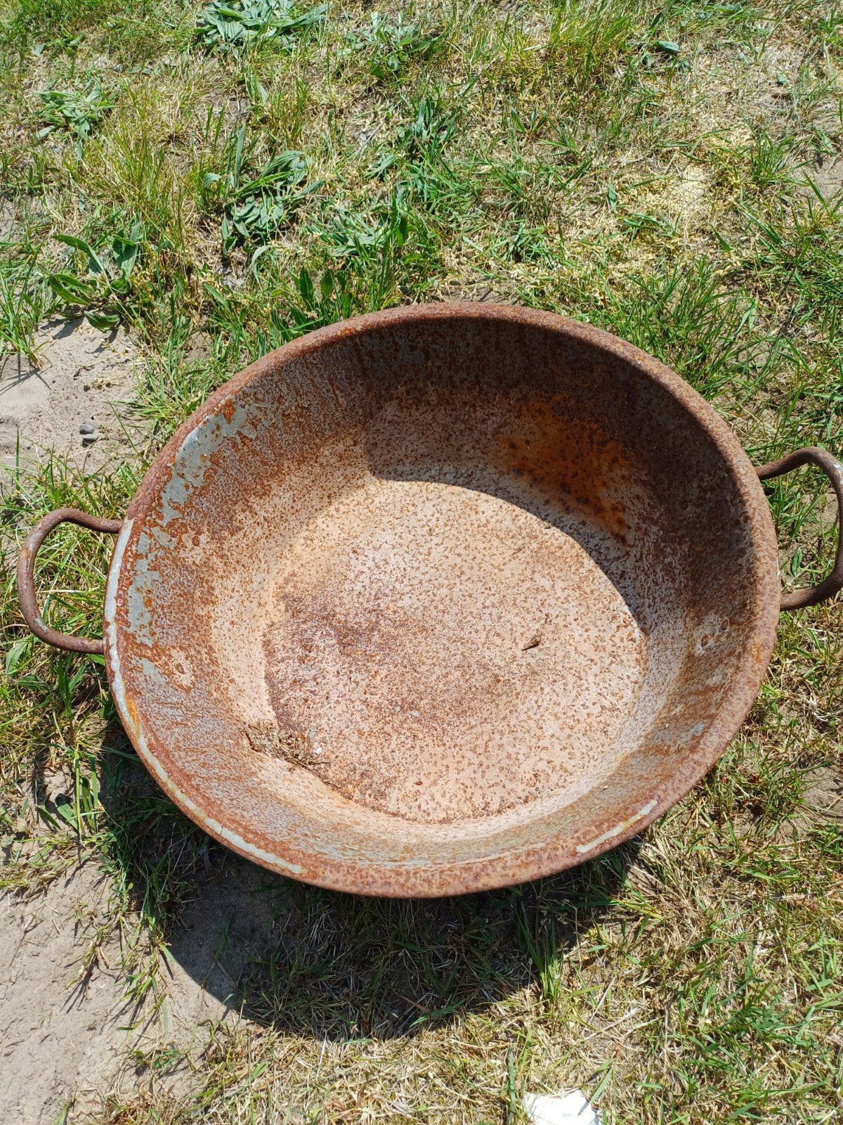 Ronde ijzeren "teil". Doorsnee 49 cm., hoogte 18 cm., Ophalen, Rond, Metaal, Minder dan 30 cm
