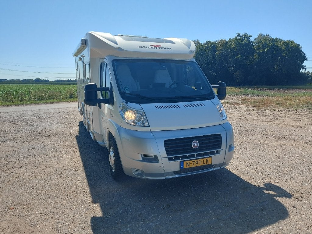 Roller Team Granduca Garage P, Caravans en Kamperen, Overige merken, Ringverwarming, Fiat, Raamblindering