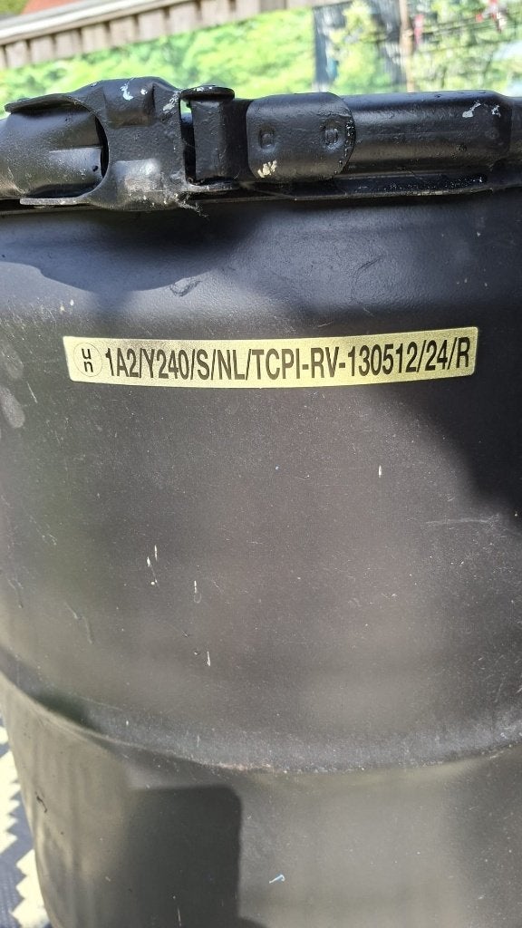 ijzeren drum voor vuurtje in tuin ,210 liter incl. deksel., Tuin en Terras, Minder dan 75 liter, Ophalen, Gebruikt, Metaal
