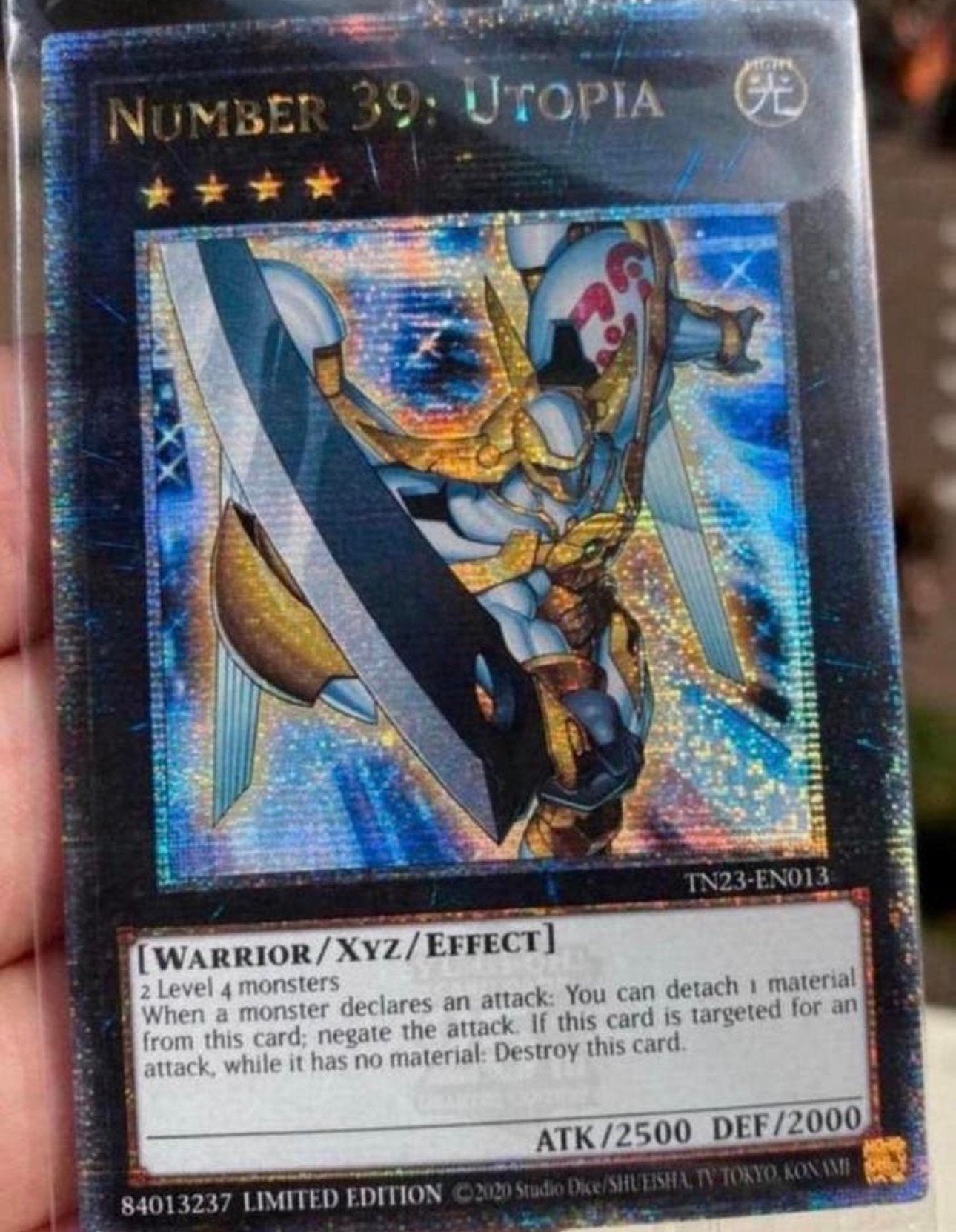 Yu-Gi-Oh! Number 39: Utopia TN23 Quartercentury Sealed !, Ophalen of Verzenden, Zo goed als nieuw, Losse kaart, Foil
