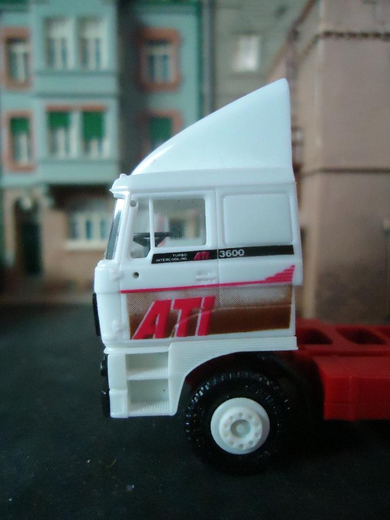 DAF 3600 TURBO INTERCOOLER ATI Herpa met toebeh., Ophalen of Verzenden, Zo goed als nieuw, Bus of Vrachtwagen, Herpa