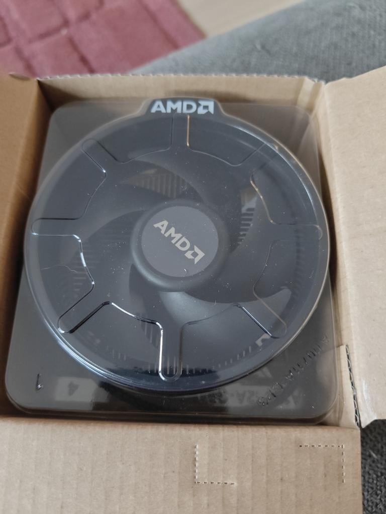 AMD prism Wraith cpu koeler, Ophalen of Verzenden, Luchtkoeling