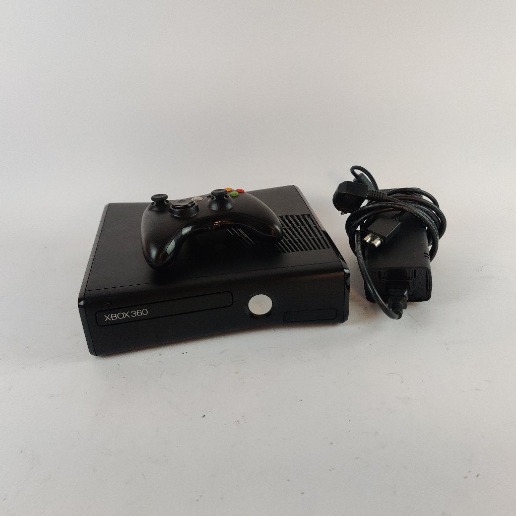 Xbox 360 S 4GB + Controller || Nu voor €69.99!, Ophalen of Verzenden, X, Met 1 controller, X