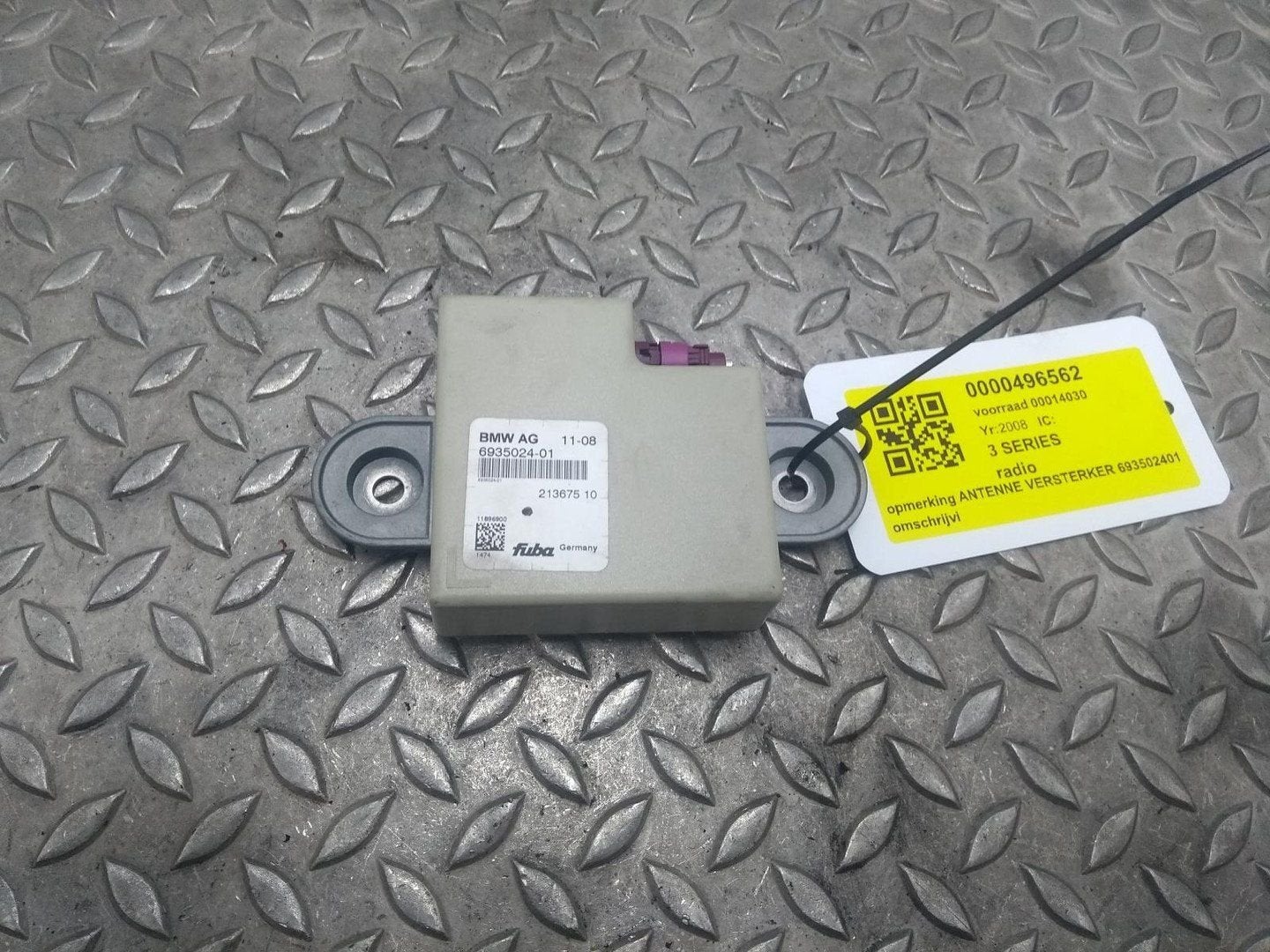 BMW 3 SERIES 330D HIGH EXECUTIVE RADIO 2008, Ophalen of Verzenden, Gebruikt, Stiba lid