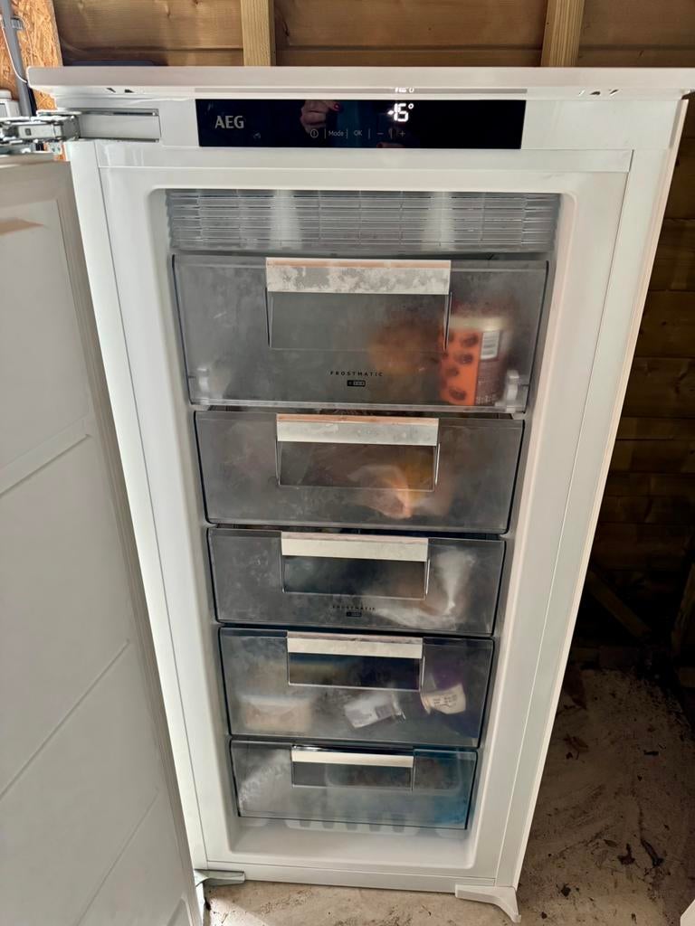 Vriezer AEG No frost, Vrieskast, 120 tot 140 cm, Minder dan 60 cm, Ophalen of Verzenden