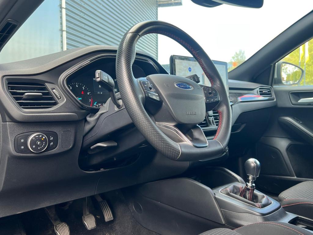 Ford FOCUS Wagon BWJ 2022 | 1.0T 126PK Hybrid ST Line NW MOD, Gebruikt, Lichtsensor, Origineel Nederlands, Handgeschakeld