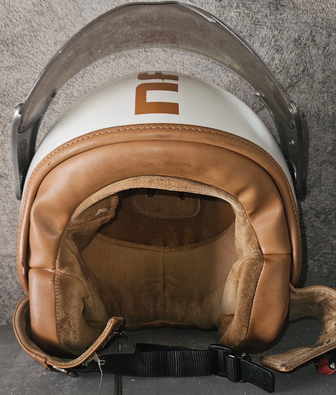 Oude scooter helm met scheurtje in scherm, Overige merken, M, Jethelm, Ophalen of Verzenden
