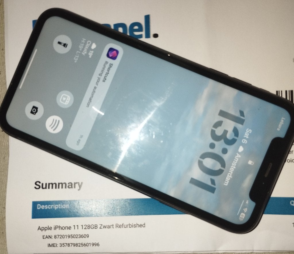 iPhone 11 (has new battery 100%), 128 GB, Zwart, 100 %, IPhone 11