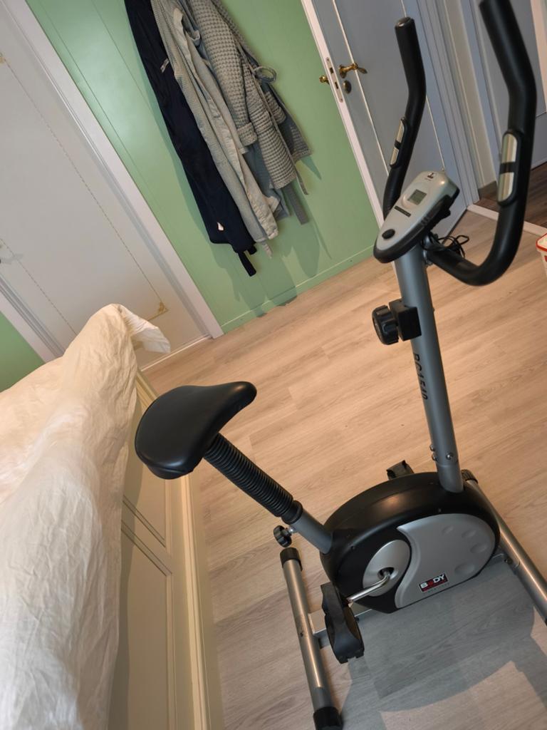 Hometrainer Bodyfit - Ideaal voor thuisworkouts, Ophalen of Verzenden