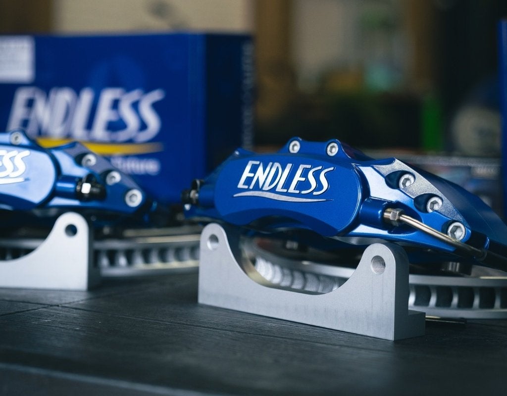 Endless M4-S22 remmen set - Toyota GT86 Subaru BRZ, Auto diversen, Ophalen of Verzenden