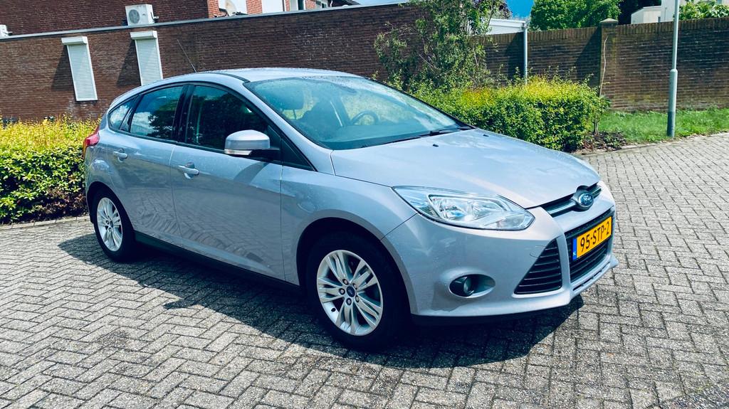 Ford Focus 1.6 TI-VCT Trend Sport ( NIEUWE APK ), Auto's, Ford, Bedrijf, Te koop, Focus, ABS, Airbags, Airconditioning, Boordcomputer