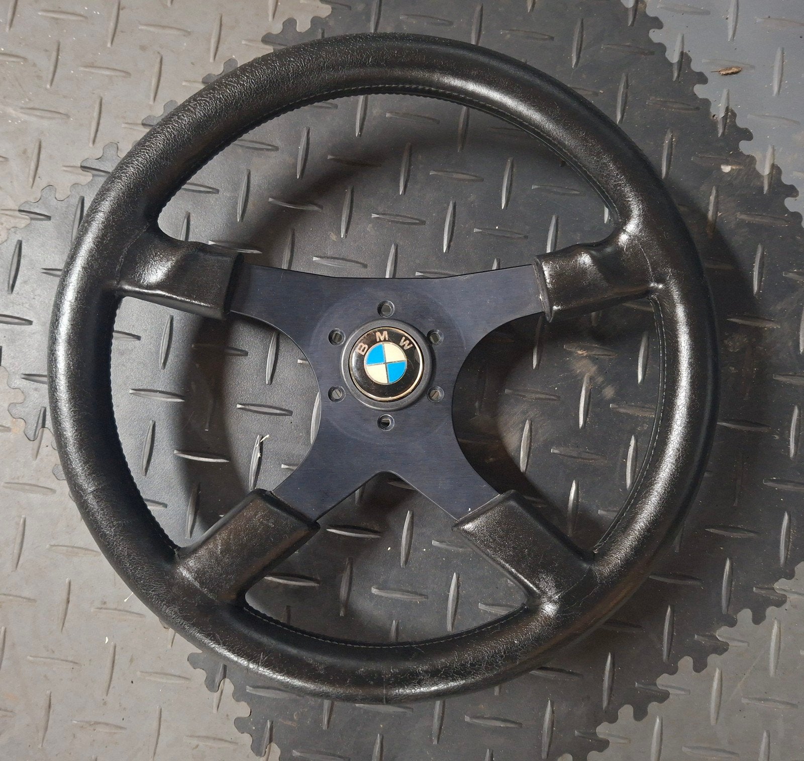 Leder sportstuur Momo BMW E30 E28 E36 M3 M5 38 CM, Ophalen, Gebruikt, BMW