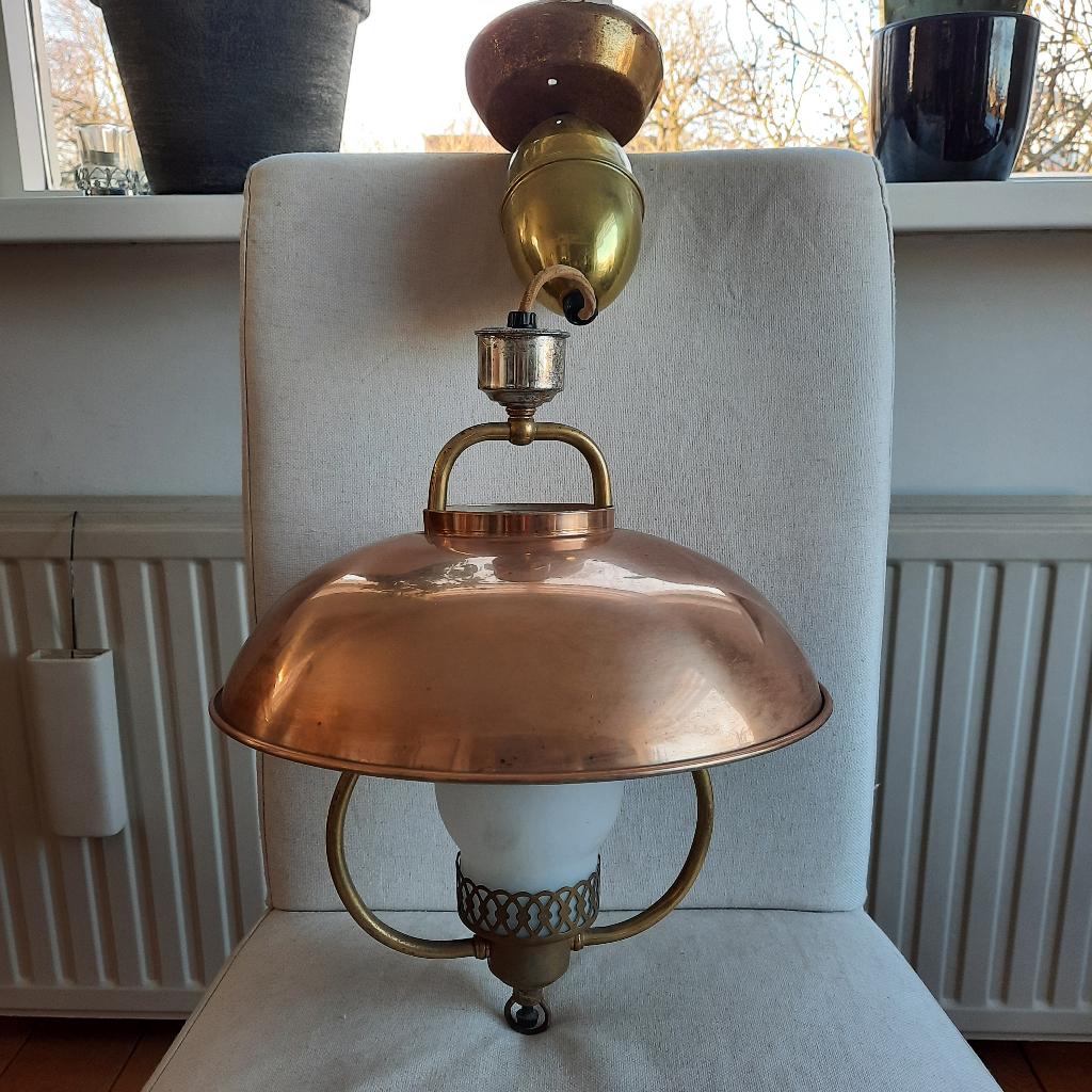 Retro hang lamp met melk glas kap, Ophalen of Verzenden, Glas, Minder dan 50 cm