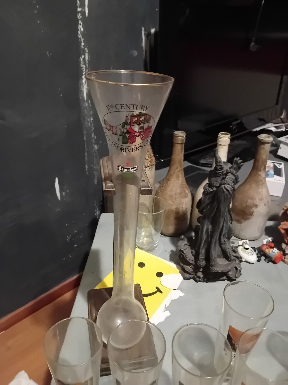 6 Heineken glazen met 2 bijpassende posters. Koetsierglas., Verzamelen, Ophalen, Zo goed als nieuw, Bierglas
