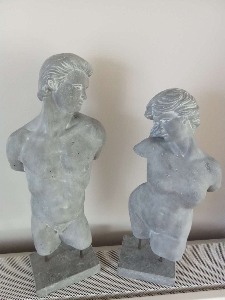 beelden man en vrouwenbuste-torso modern, Ophalen of Verzenden, 20 - 50 cm, Beeld, Modern