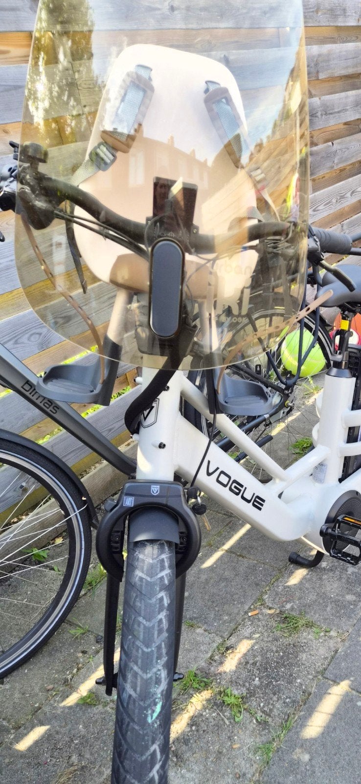 Urban Iki voorzitje compleet met windscherm en stuurtje, Fietsen en Brommers, Ophalen, Zo goed als nieuw, Voorzitje, Urban Iki