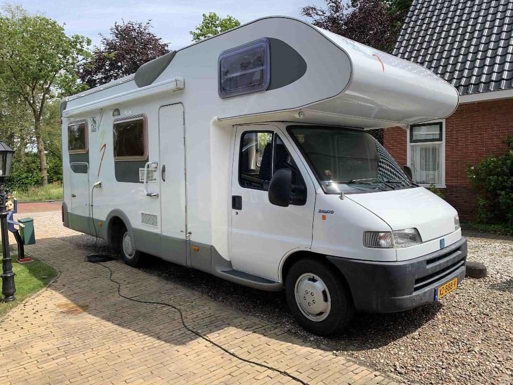 Knaus Suntraveller 708G | 6-persoons camper 2000 | 185.856km, Alkoof, Fiat, Bedrijf, 4 tot 5 meter