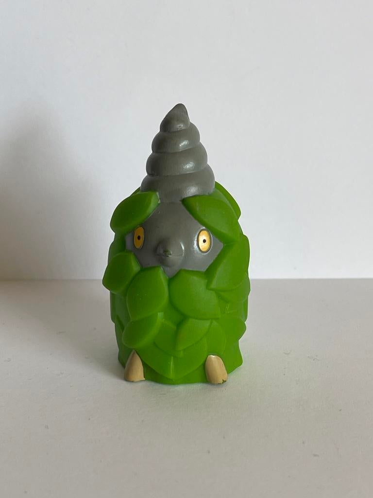 Bandai Pokemon figuurtje Burmy, Verzamelen, Poppetjes en Figuurtjes, Ophalen of Verzenden, Zo goed als nieuw