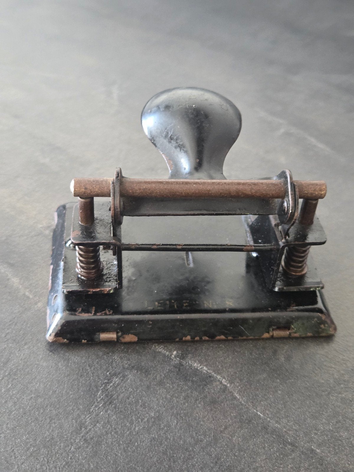 Antieke perforator zwart Leitz N° 8, Antiek en Kunst, Ophalen of Verzenden