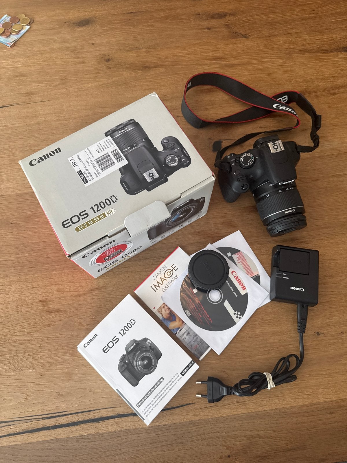 Canon EOS 1200D spiegelreflexcamera met 18-55mm lens, Ingebouwde flitser, Gebruikt, Spiegelreflex, Canon