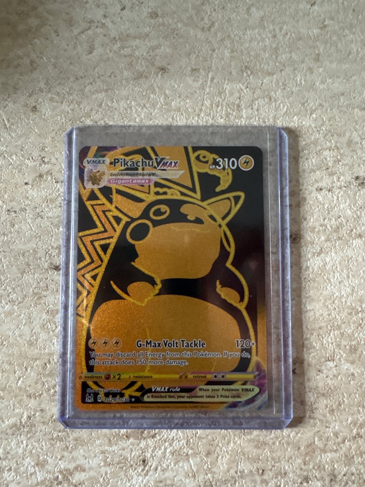Pikachu VMAX Gigantamax Pokémon Kaart (Goud), Ophalen of Verzenden, Zo goed als nieuw, Losse kaart, Foil