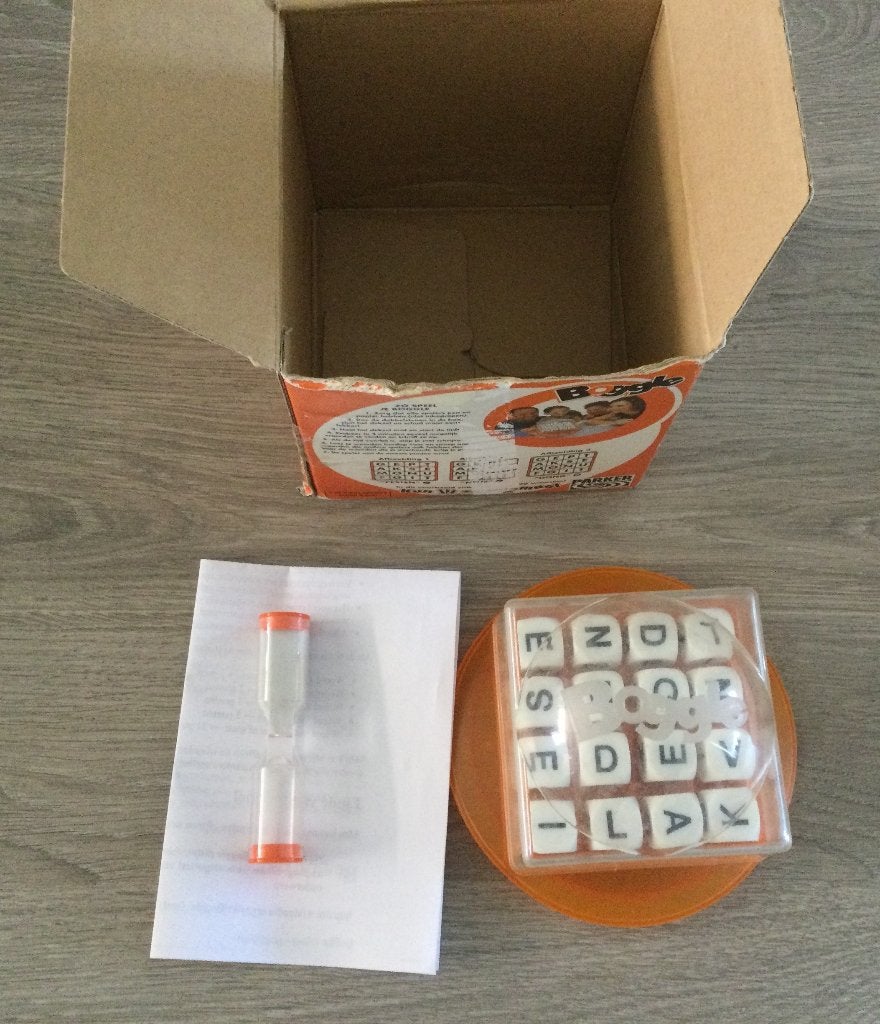 Boggle Kubus woordspel, Een of twee spelers, Ophalen of Verzenden, Zo goed als nieuw, Parker Brothers