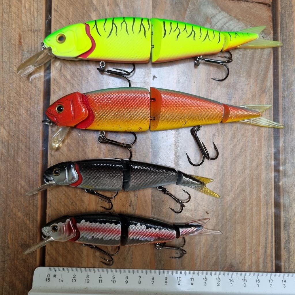 4 x SavaGear 4 play V1  low rider lip lure Kunstaas, Verzenden, Zo goed als nieuw, Overige typen